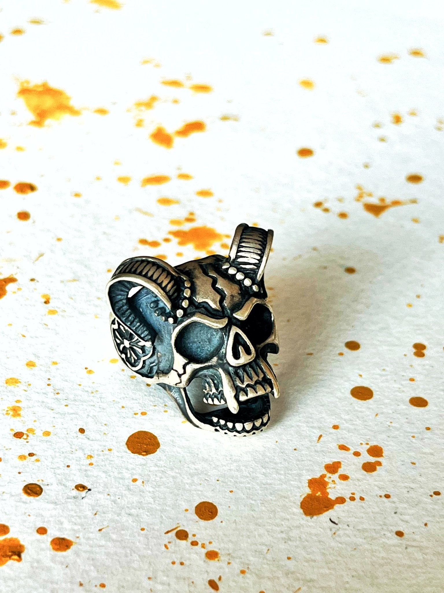 Demon skull ring - MetalForgeJewelry